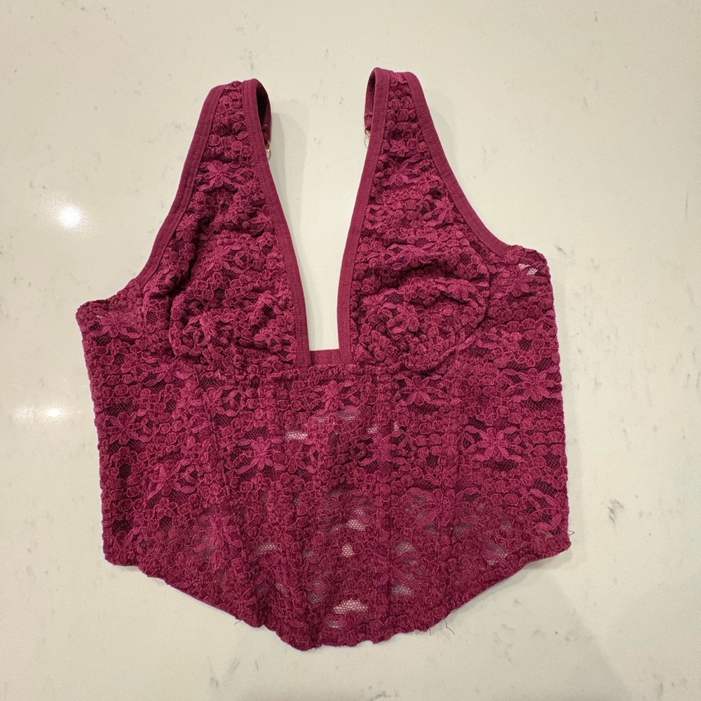 Urban Outfitters Lace Crop Top in Burgundy